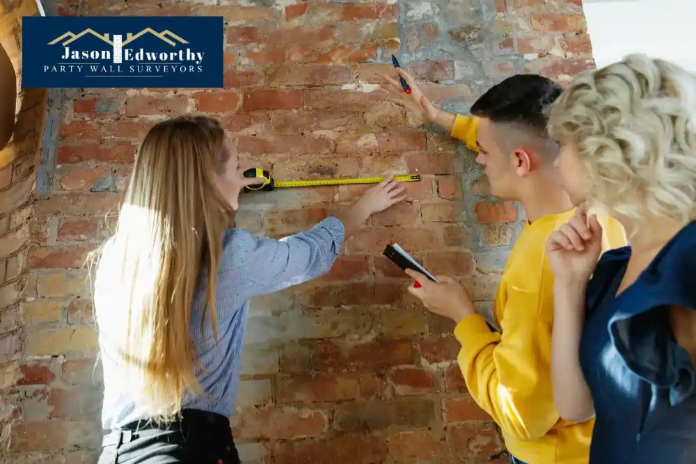 What are the responsibilities of a party wall surveyor Canvey Island?